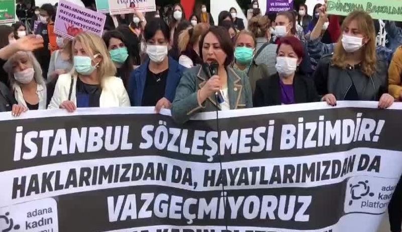 'Her gün cinskırımların yaşandığı bir ülkede İstanbul Sözleşmesi'ni kaldırmak neyin nesi?'