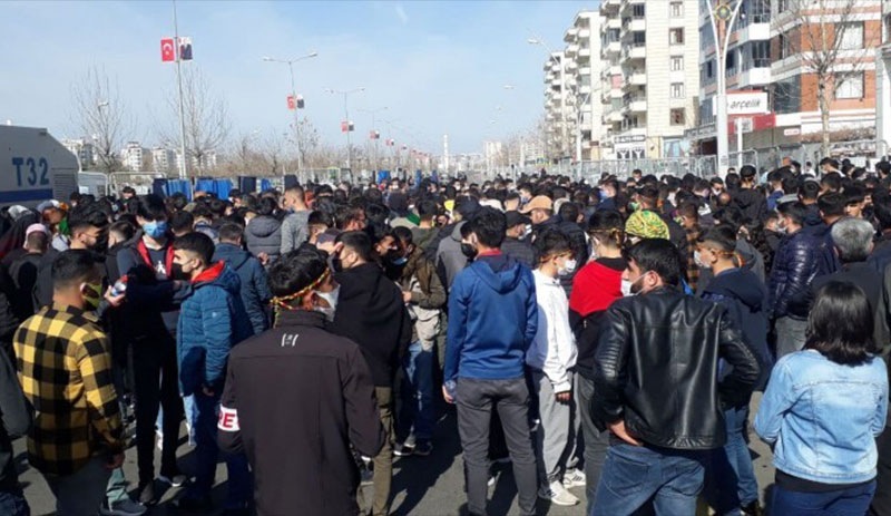 Diyarbakır'da Newroz kutlamalarında 100'e yakın gözaltı: 35 kişi serbest