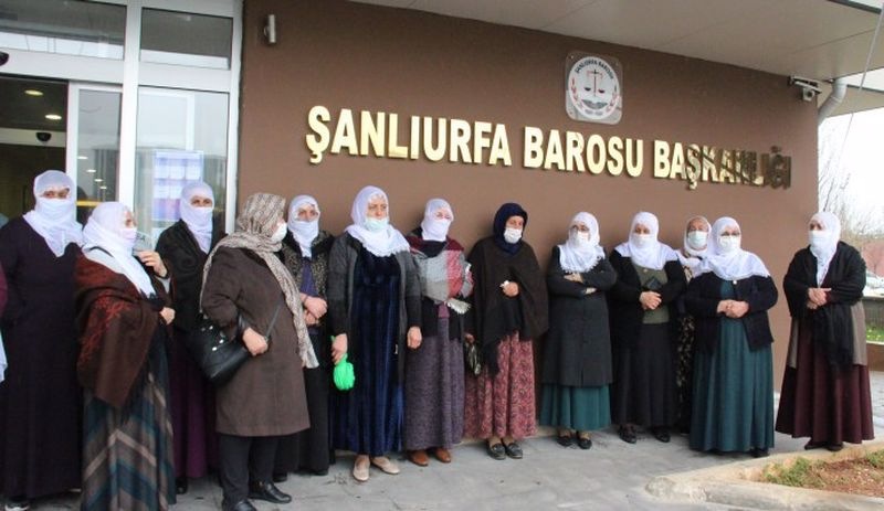 Barış Anneleri'nden Emine Şenyaşar'a destek