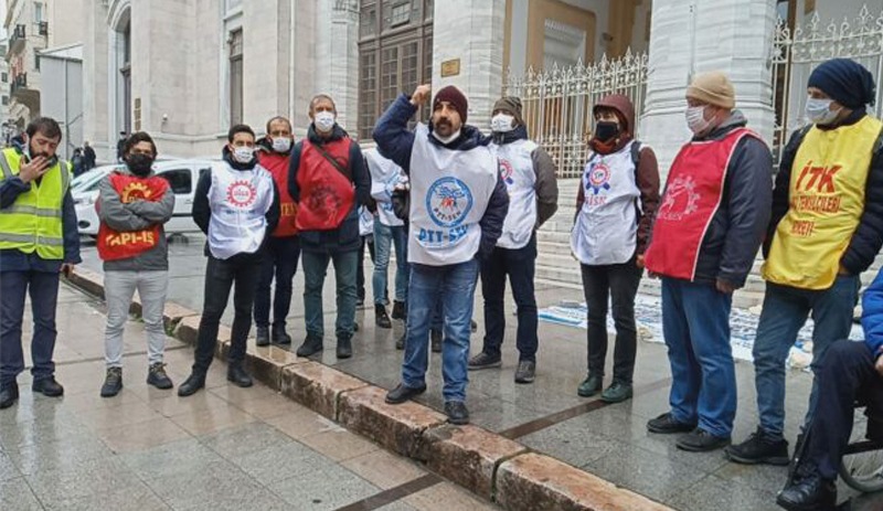 Eylemdeki PTT-Sen ve PTT Kargo-Sen üyesi işçilerine destek