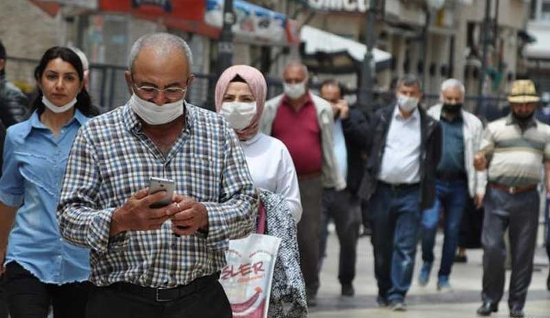 İzmir Tabip Odası'ndan vaka uyarısı: 700'leri aştı