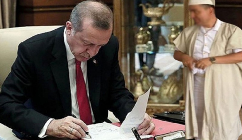 'Tekkedeki amiral, Erdoğan'ın; 'Önümüze ihraç için getirdiler, imza atmadık' dediği tarikattan'