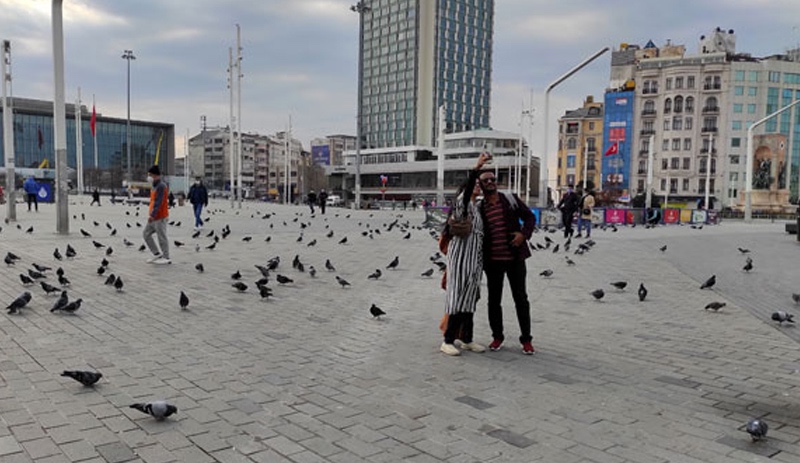 Taksim Meydanı turistlere kaldı