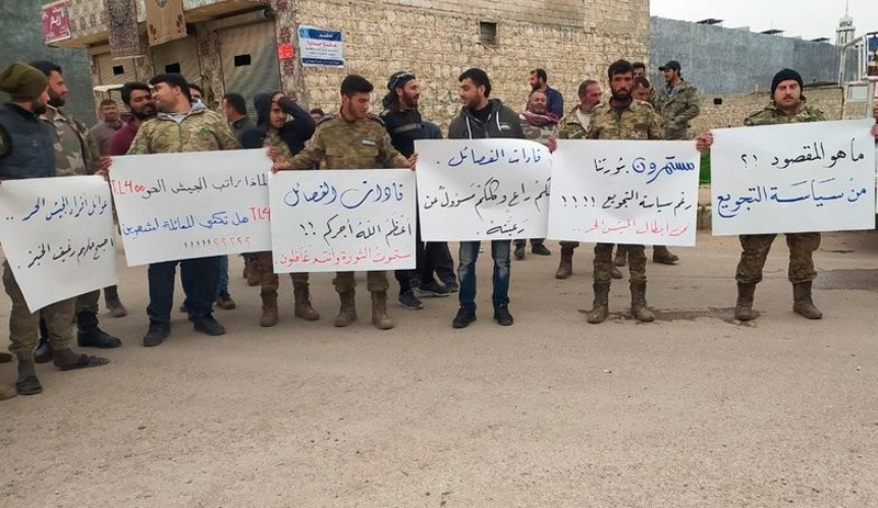 SOHR: Suriye'de militanlar 'maaşları ödemeyen' Türkiye'yi protesto etti