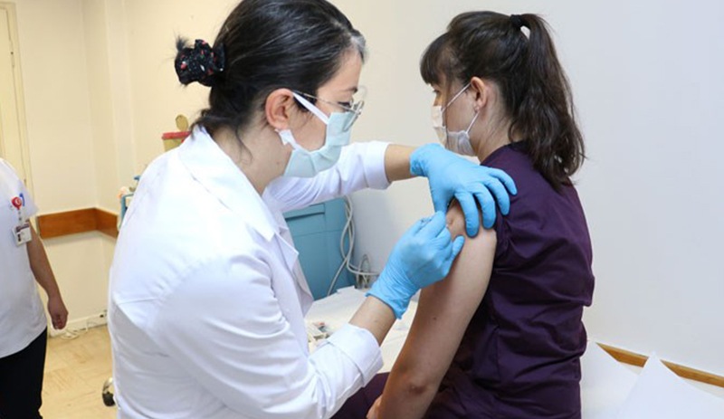 İstanbul'da sırası gelen 250 bin kişi aşı olmadı