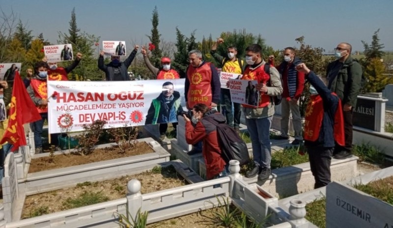 Sendika yöneticisi Hasan Oğuz mezarı başında anıldı