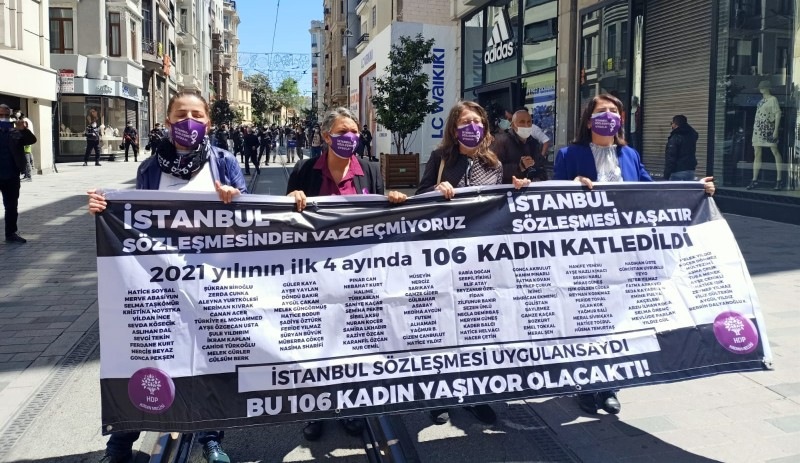 HDP'li vekiller Taksim'den seslendi: İstanbul Sözleşmesi'ne sahip çıkacağız