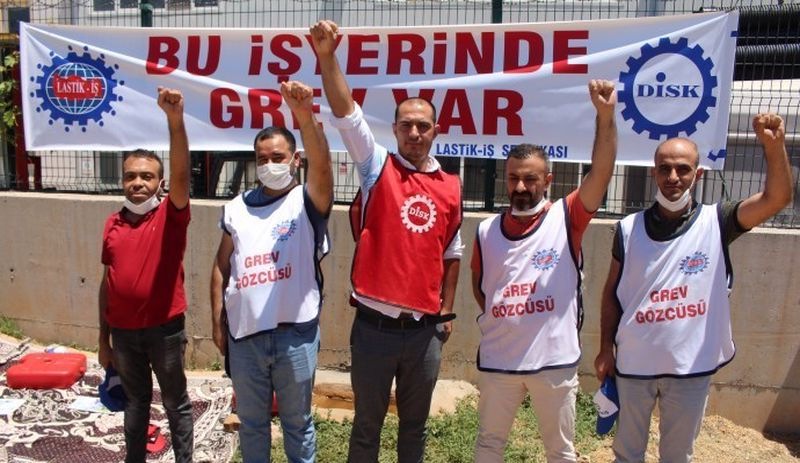 Yüzlerce işçi 'insanca yaşam' için grevde: Sadece kıt kanaat geçinmek için çalışmayı reddediyoruz!