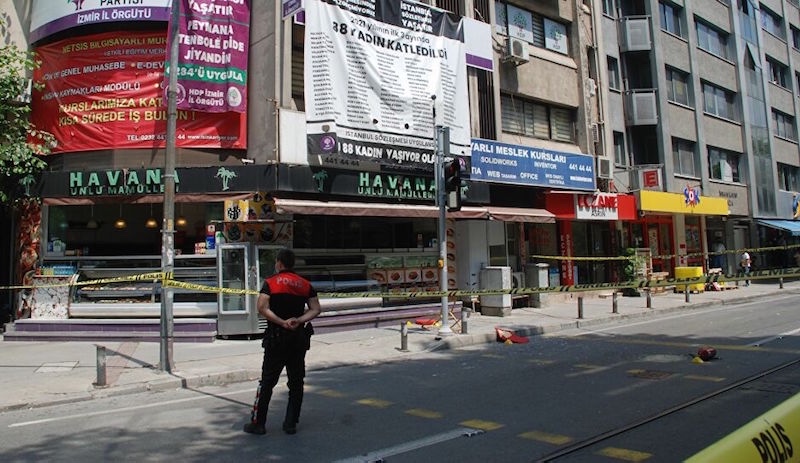 AKP Sözcüsü Çelik: İzmir'de HDP il binasında gerçekleşen saldırıyı ve cinayeti lanetliyoruz