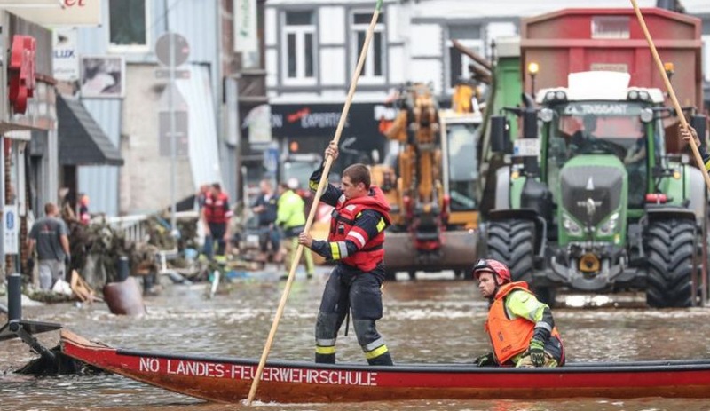 Avrupa'da sel felaketi: Hayatını kaybedenlerin sayısı 129'a çıktı, bin 300 kişiden haber alınamıyor