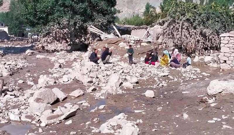 Sel felaketinin vurduğu Van'dan yardım çağrısı: Ev ve iş yerleri yıkıldı, çocuklar hasta
