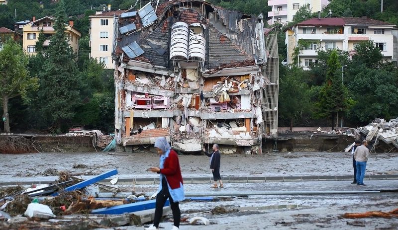 Bartın, Kastamonu ve Sinop'ta sel: Yaşamını yitirenlerin sayısı 17'ye yükseldi