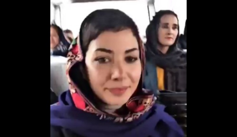Kabil'de yaşayan bir kadın: Taliban'ın gittiği güne kadar Kabil'de kalacağım