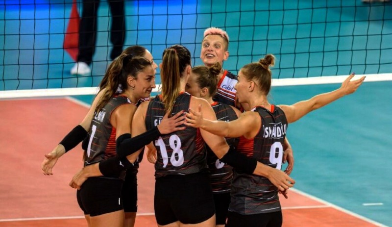 Türkiye Milli Kadın Voleybol Takımı, 2'de 2 yaptı