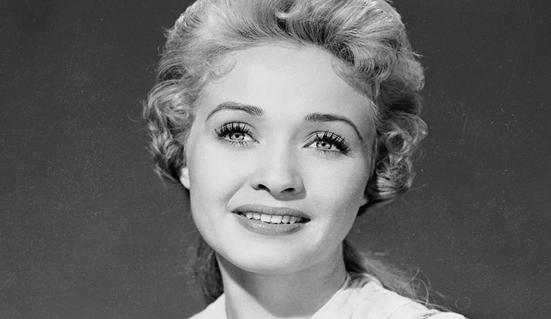 Hollywood yıldızı Jane Powell yaşamını yitirdi.