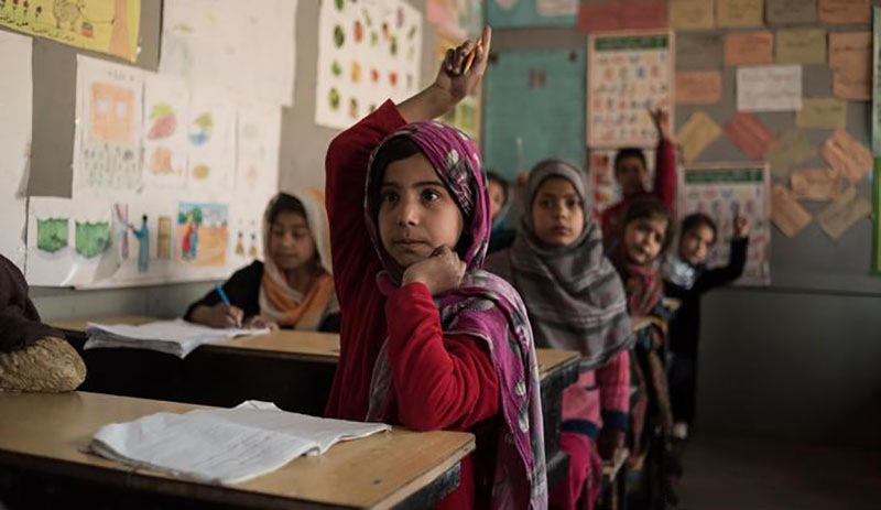 Afganistan'da kız öğrencilerin okullarına dönmesine izin yok