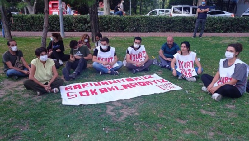 İzmir’de üniversite öğrencileri çadır nöbeti başlattı