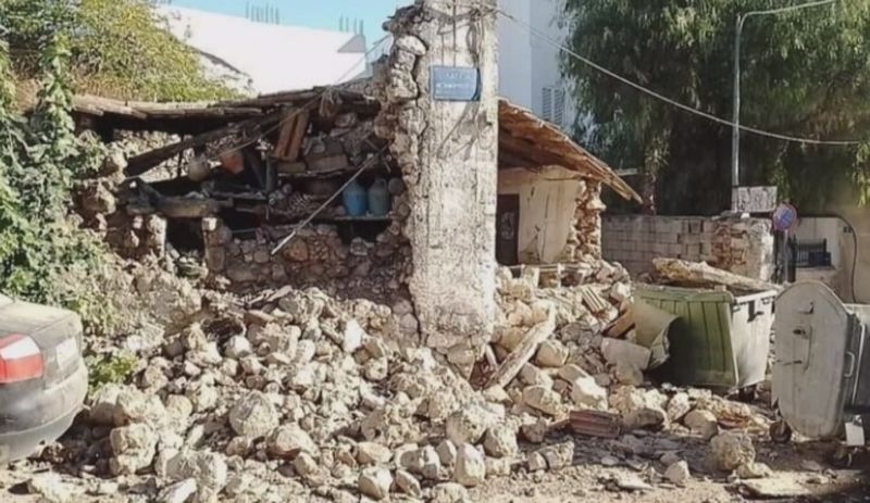 Girit'te şiddetli deprem: Enkaz altında kalanlar var