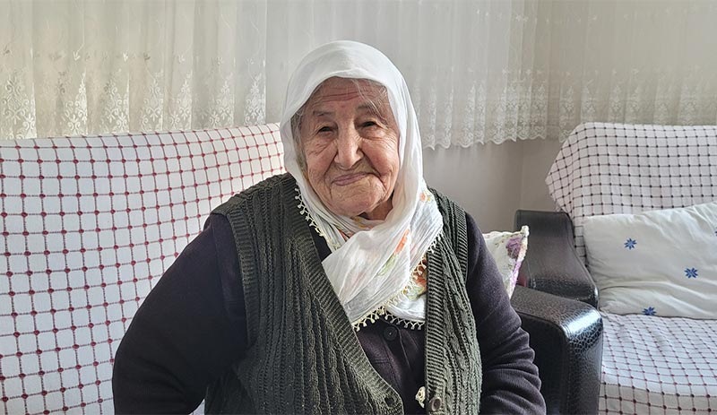 106 yaşında koronavirüsü yendi, ‘sağlığımı aşıya borçluyum’ dedi