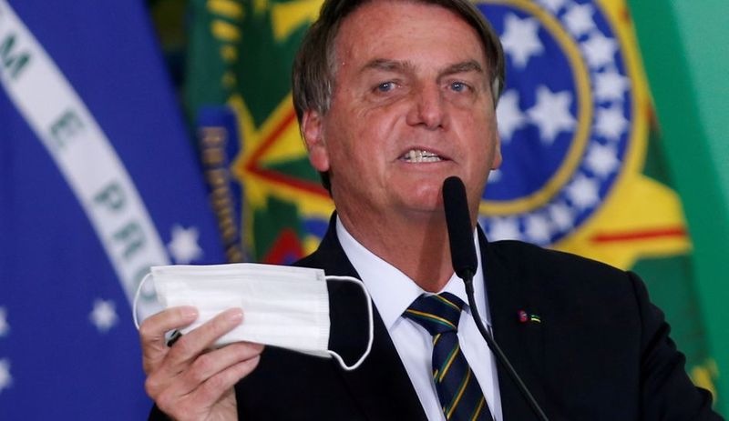 Aşı olmayan Brezilya Devlet Başkanı, pizzacının ardından futbol maçına da alınmadı