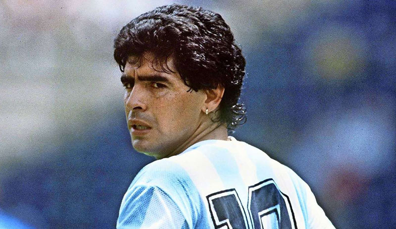 Futbol yıldızı Maradona çocuk istismarıyla suçlanıyor