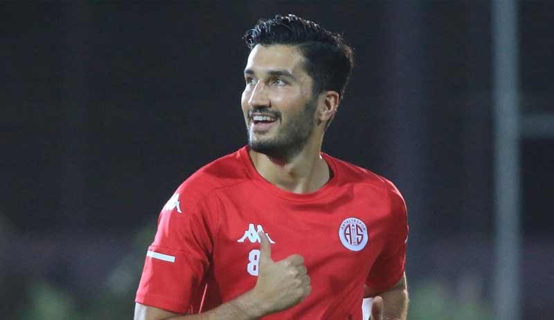 Nuri Şahin, futbolu bıraktığını açıkladı