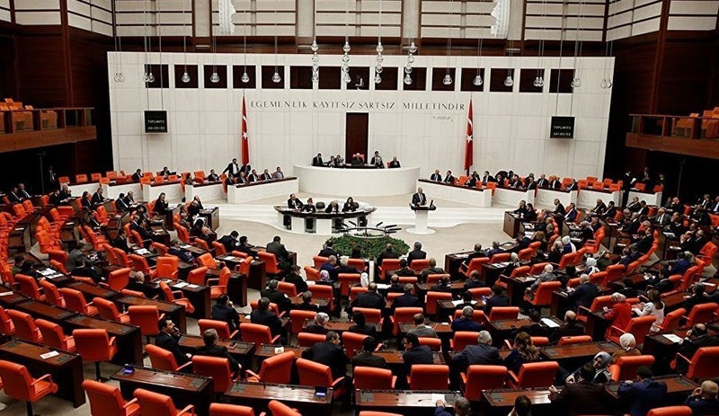 Güçlendirilmiş parlamenter sistem için görüşen muhalefet partileri 'ortak ilkeler'de uzlaştı