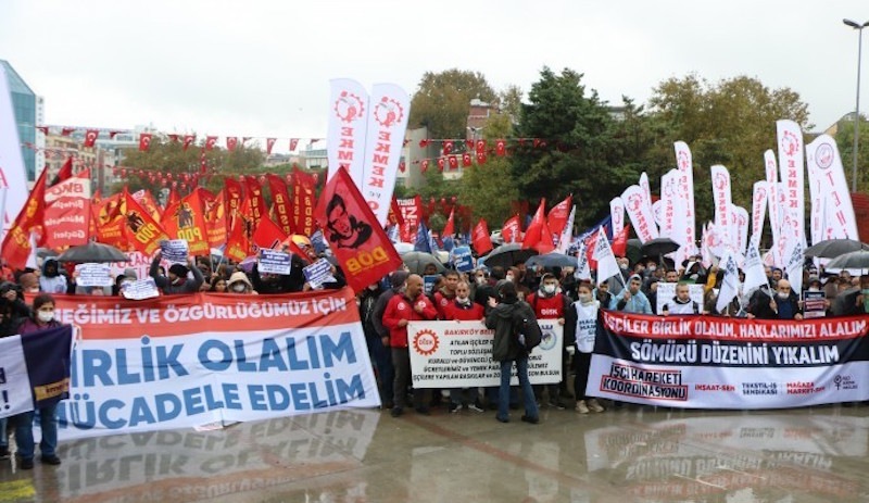 Direnişteki işçiler miting yaptı: Sermaye düzenini tarihin çöplüğüne süpüreceğiz