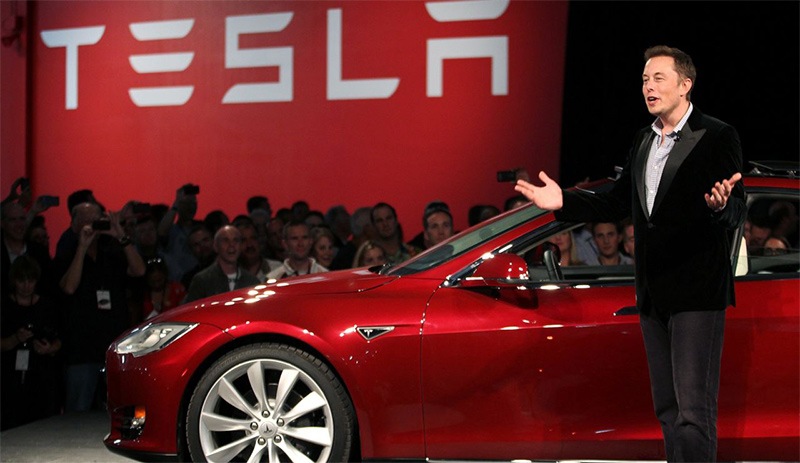 Elon Musk, 2016'dan bu yana ilk kez Tesla hissesi sattı