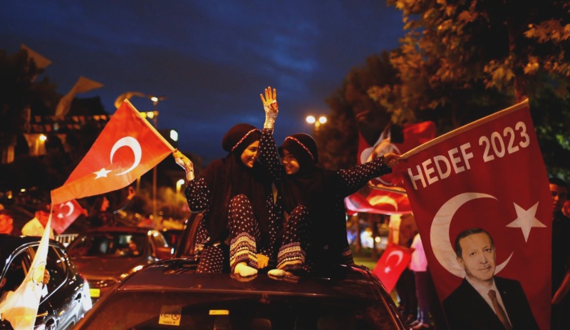 AKP'den 'taarruz' çağrısı: 'Sefer sefer sefer, zafer zafer zafer' diyecek, 2023'ü kazanacağız