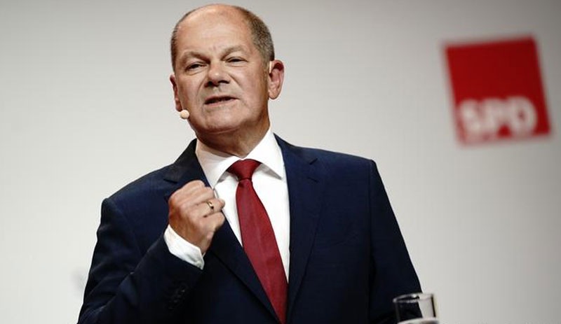 Koşu yaparken düşen Almanya Başbakanı Scholz yaralandı