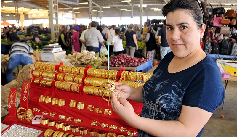 Gelin-damat gerçek, altın sahte!