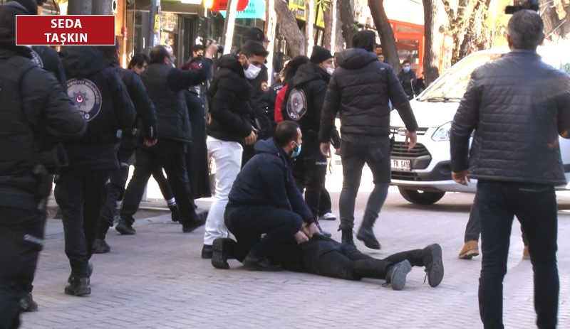 Ankara Yüksel Caddesinde çok sayıda öğrenci gözaltına alındı