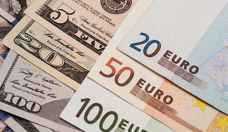 Dolar, euro, altında aşağı yönlü dalgalanma hafta ortasında da sürüyor