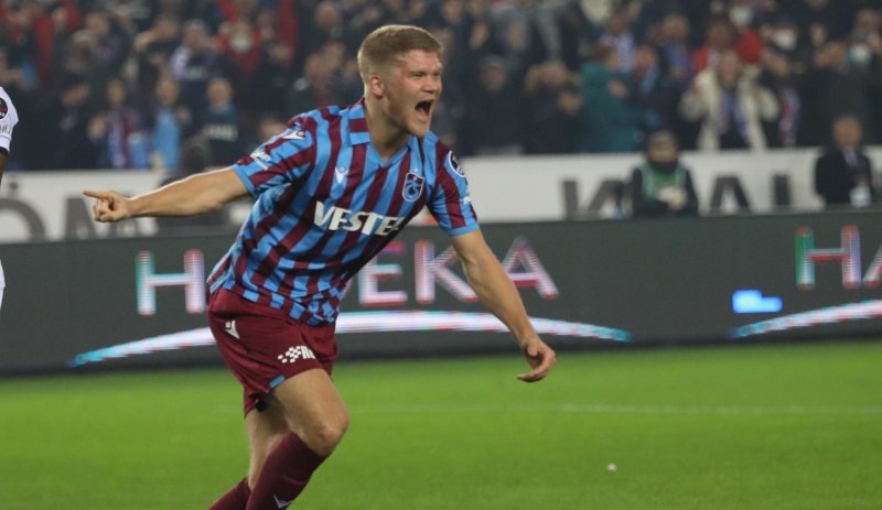 Lider Trabzonspor ikinci yarıya galibiyetle başladı