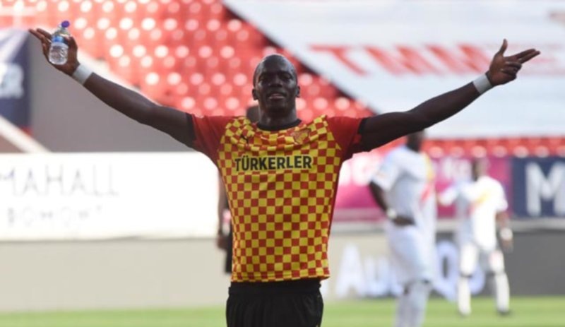 Ndiaye'den hat-trick: Göztepe, Antalyaspor'u farklı yendi