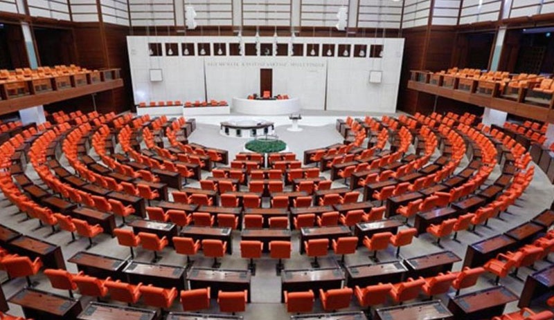'Öğretmenlik Meslek Kanunu' teklifine CHP ve HDP'den şerh: Güvenlik soruşturması meşrulaştırılıyor