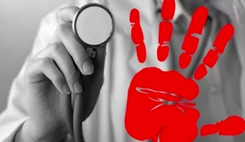 Sağlıkta şiddet bitmiyor | 4 hasta yakını hamile hemşireye saldırdı
