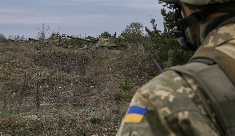 Ukrayna'da bir asker silah arkadaşlarına ateş açtı: 5 ölü, 5 yaralı