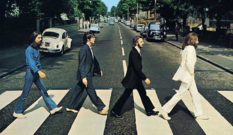 The Beatles’ın ikonik eşyaları NFT olarak satışa sunulacak