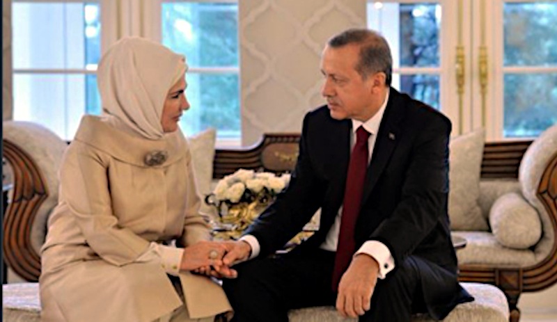 Tayyip Erdoğan ve Emine Erdoğan koronavirüse yakalandı