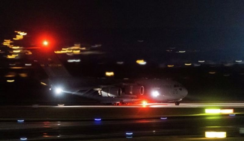 ABD ve İngiltere’nin askeri yardım getiren uçakları Ukrayna’ya ulaştı
