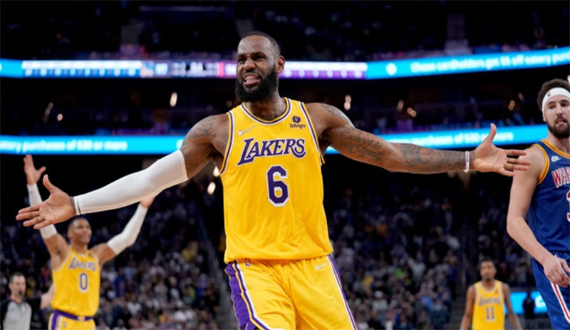 LeBron James, NBA tarihinin en skorer oyuncusu oldu