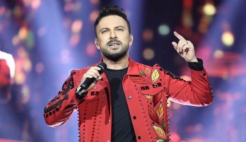 Tarkan'dan yeni şarkı: 'Düş babam artık düş yakamızdan'