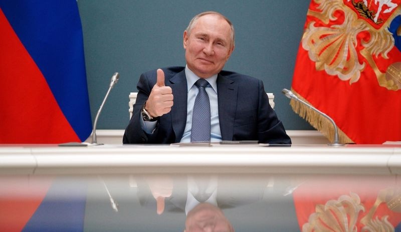 Putin: Diyaloğa açığız ama çıkarlarımız müzakere edilemez
