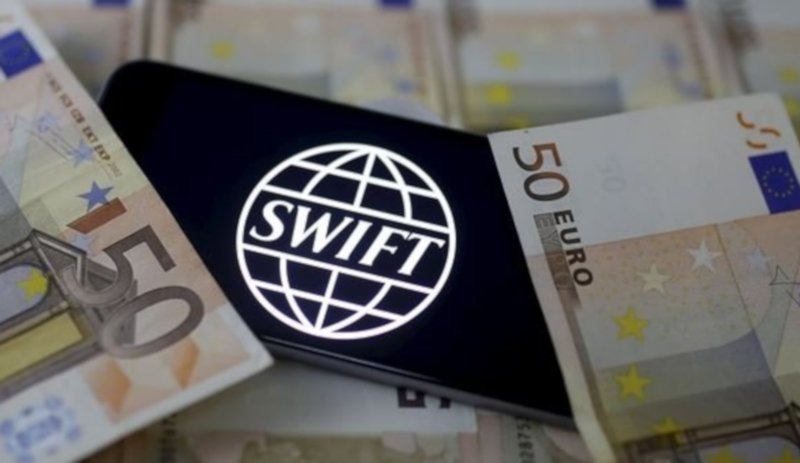 ABD ve AB Rusya'yı SWIFT sisteminden çıkarma konusunda anlaştı