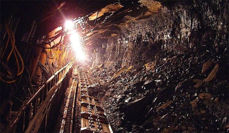 Kolombiya'da altın madeni patladı, 15 kişi mahsur kaldı