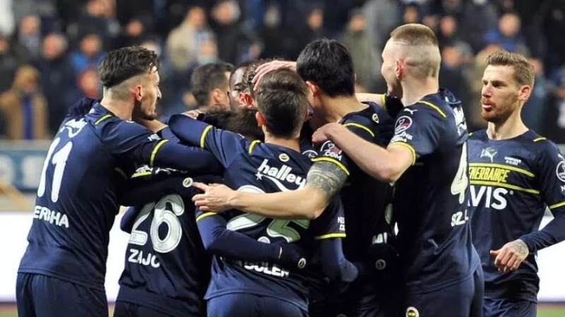 Fenerbahçe dördüncü sıraya yükseldi