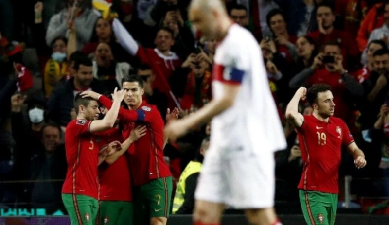 Burak kaçırdı, Nunes bitirdi: Portekiz Türkiye'yi mağlup etti