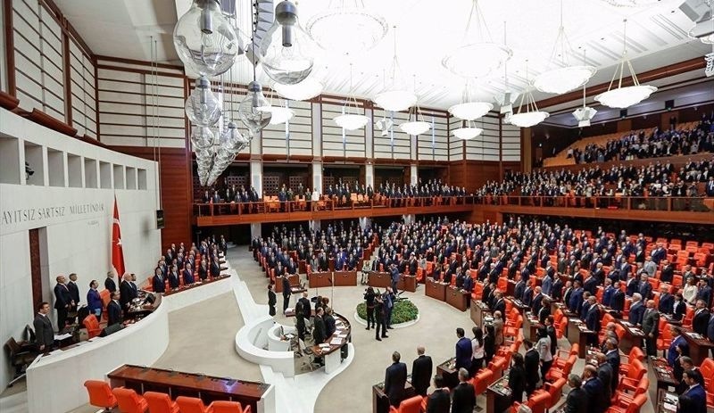 AKP’den yeni torba kanun teklifi: Şirket itibarını sarsan habere 3 yıl hapis cezası geliyor